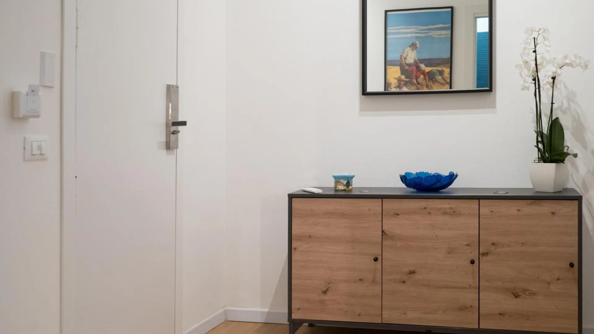 Paterna Central Apartment Palermo 0*,