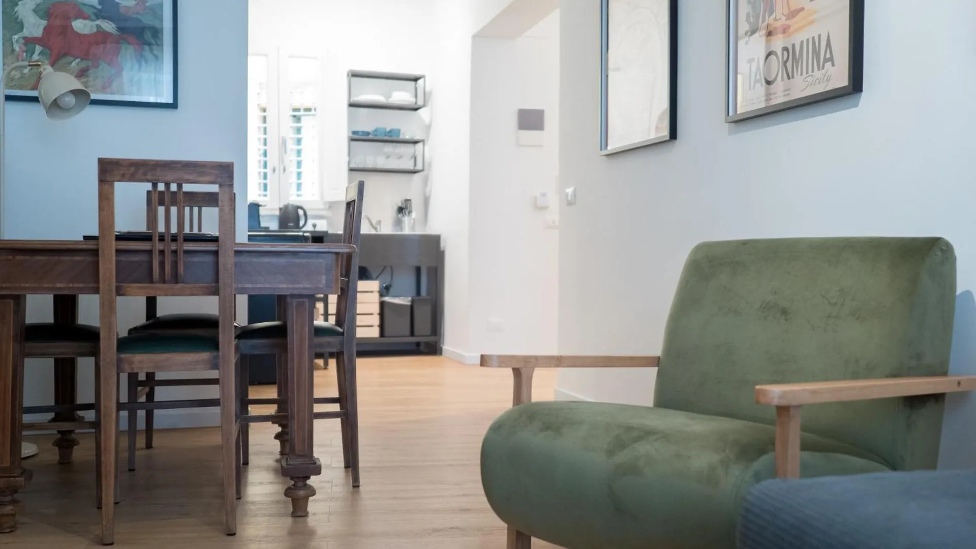 Paterna Central Apartment Palermo 0*,  Italy